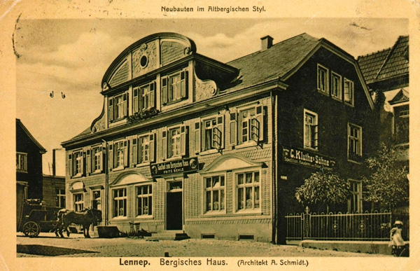 Neubauten im sog. Altbergischen Styl wurden in Lennep vor allem durch die Architekten Arthur Schmidt und seinen Vetter Paul Dürholt durchgeführt